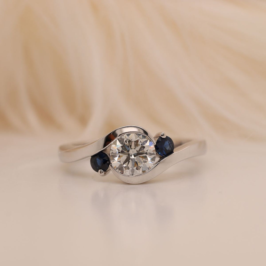 Swirl Bypass 3 Stone Ring