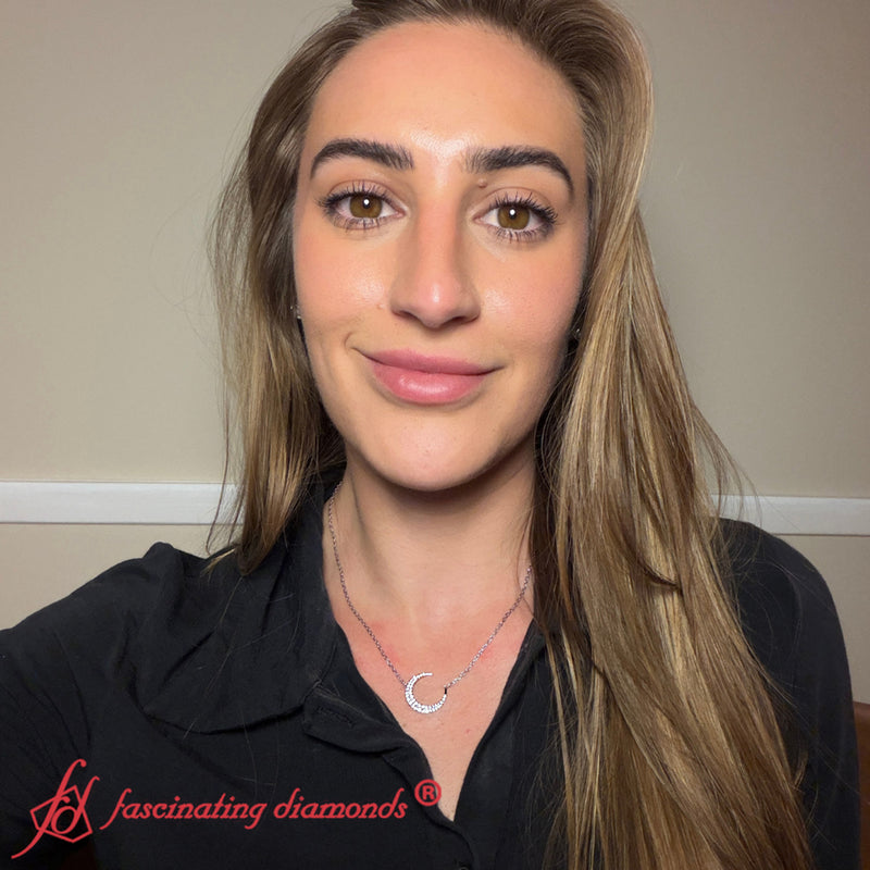 half-moon-necklace-diamond-pendant-in-white-gold-FDPD9197ANGLE1