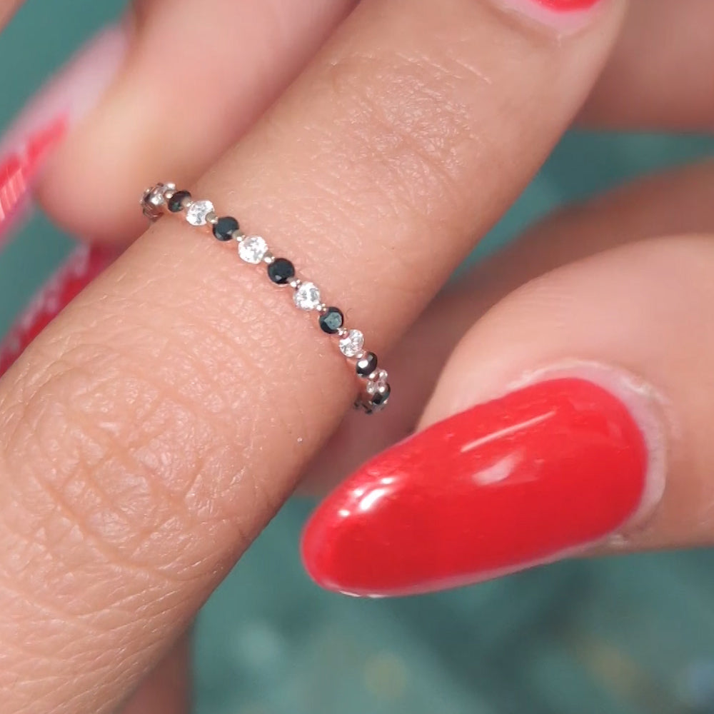 Beautiful Common Prong Eternity Band