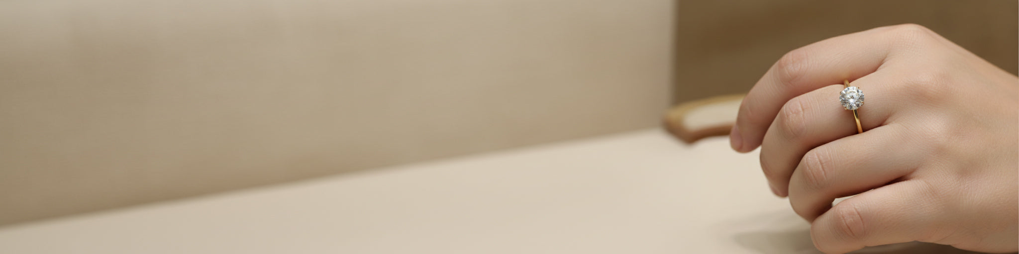 How to Pick Rings for Chubby Fingers