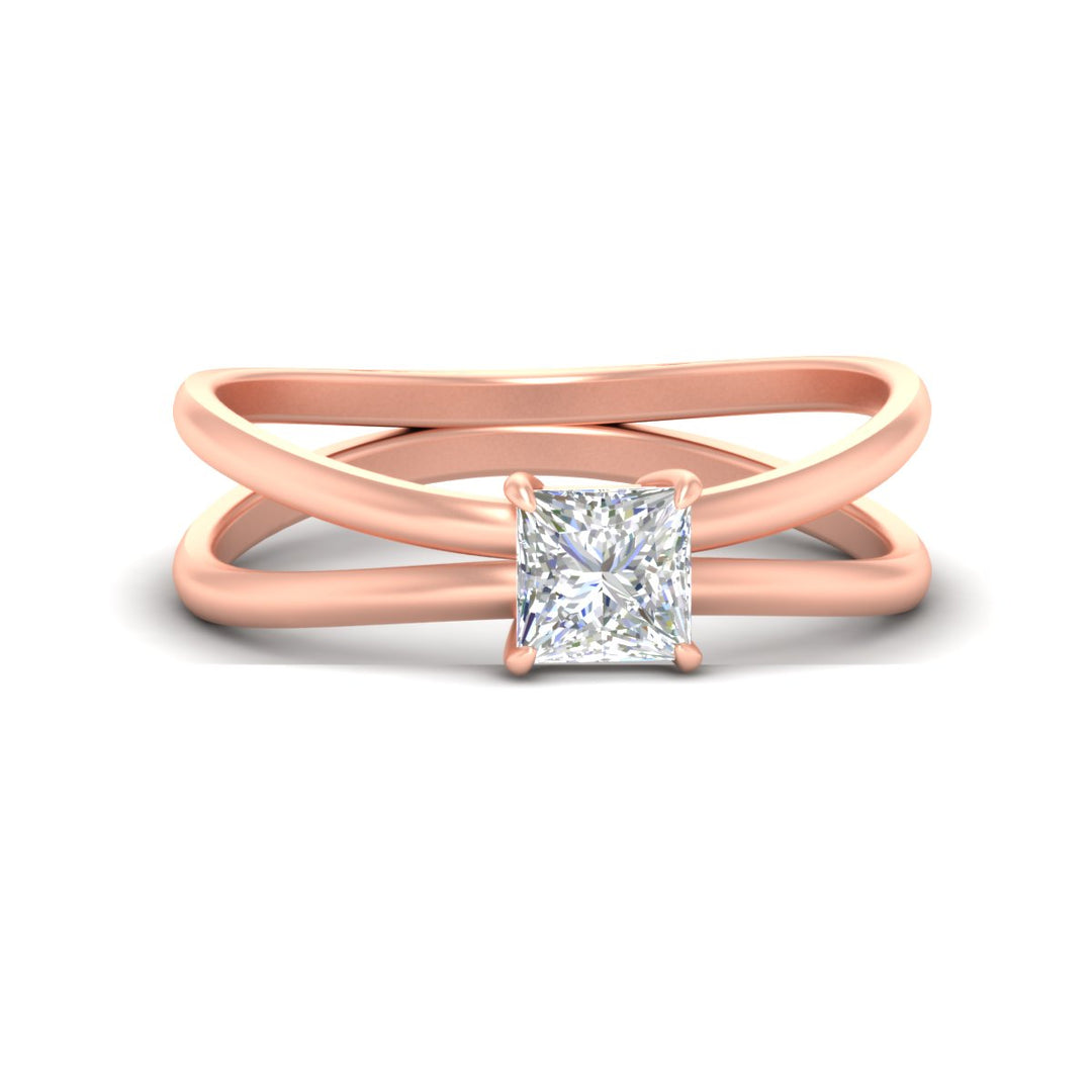 Princess-cut-split-shank-single-stone-ring-in-rose-gold-fdenr1008prrsleep-nl-rg