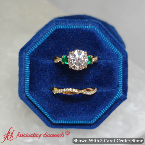 Round-cut-three-stone-twisted-emerald-wedding-band-in-yellow-gold-fdens3301ro-1