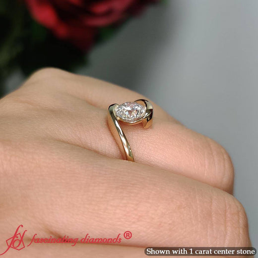 Swirl-round-cut-solitaire-engagement-ring-in-14k-yellow-gold-fdens7806ror-6