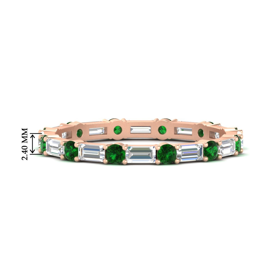 baguette-and-round-diamond-band-with-emerald-in-rose-gold-fdewb318gemgrsleep-nl-rg-hw