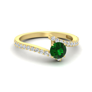 Beautiful Crossover Gemstone Ring