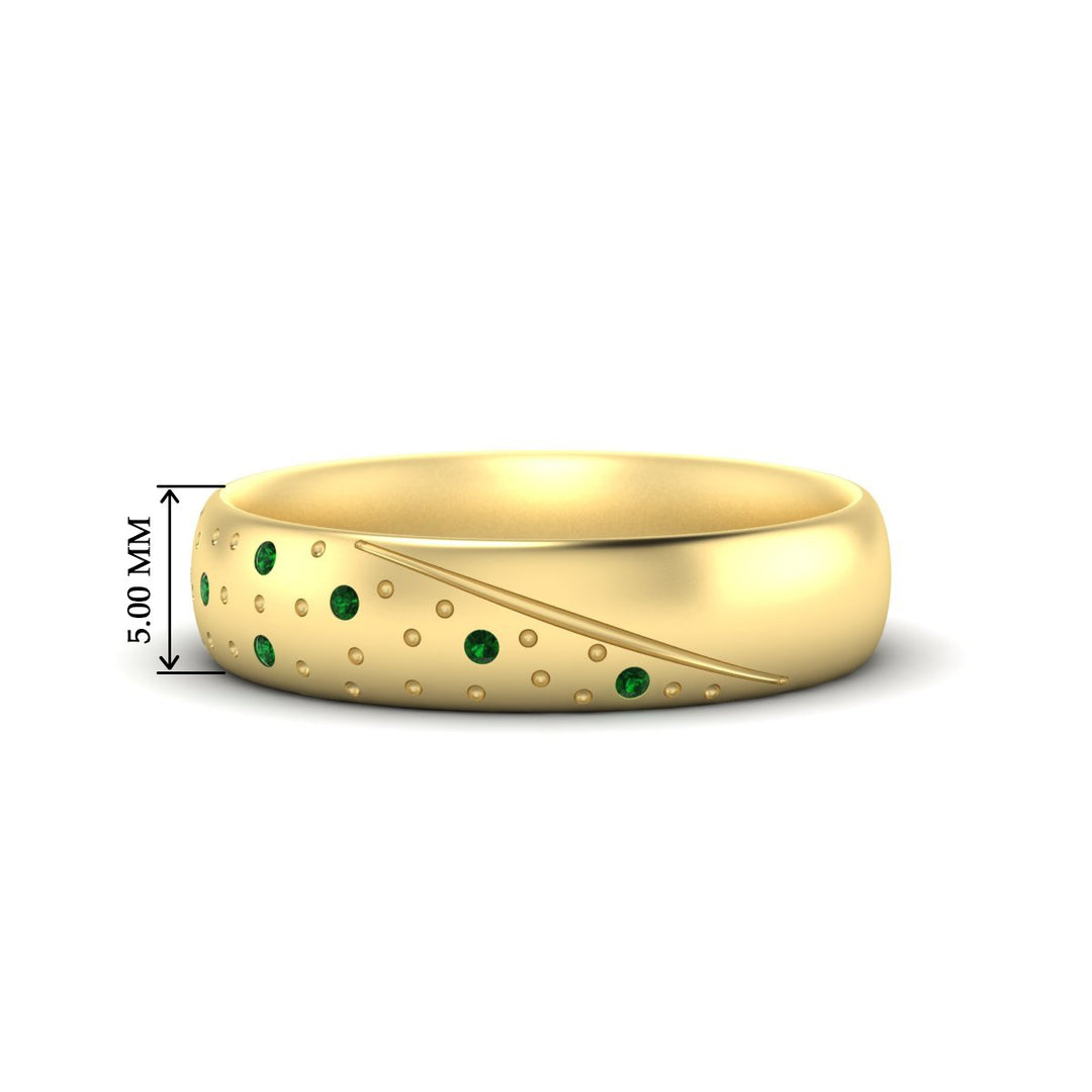 classic-mens-emerald-wedding-ring-in-yellow-gold-fdm8406bgemgr-nl-yg-hw