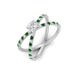Load image into Gallery viewer, cross-band-cushion-cut-engagment-ring-with-emerald-white-gold-FD9890CURGEMGRANGLE2-NL-WG_dbd3f4bd-b96a-483e-9333-b21377c71355.jpg?v=1760525946
