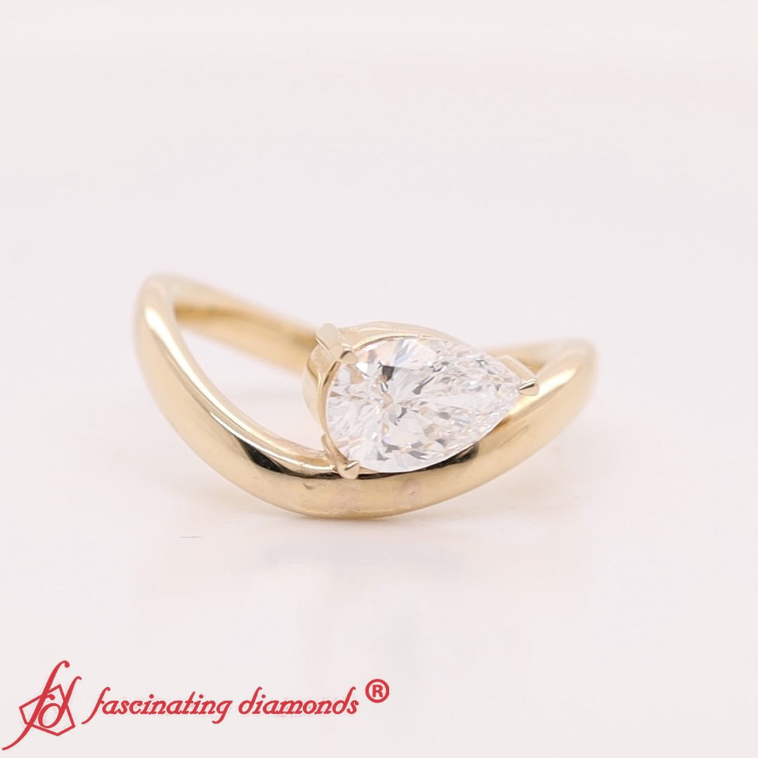 Modern Wave Design Signet Solitaire Ring