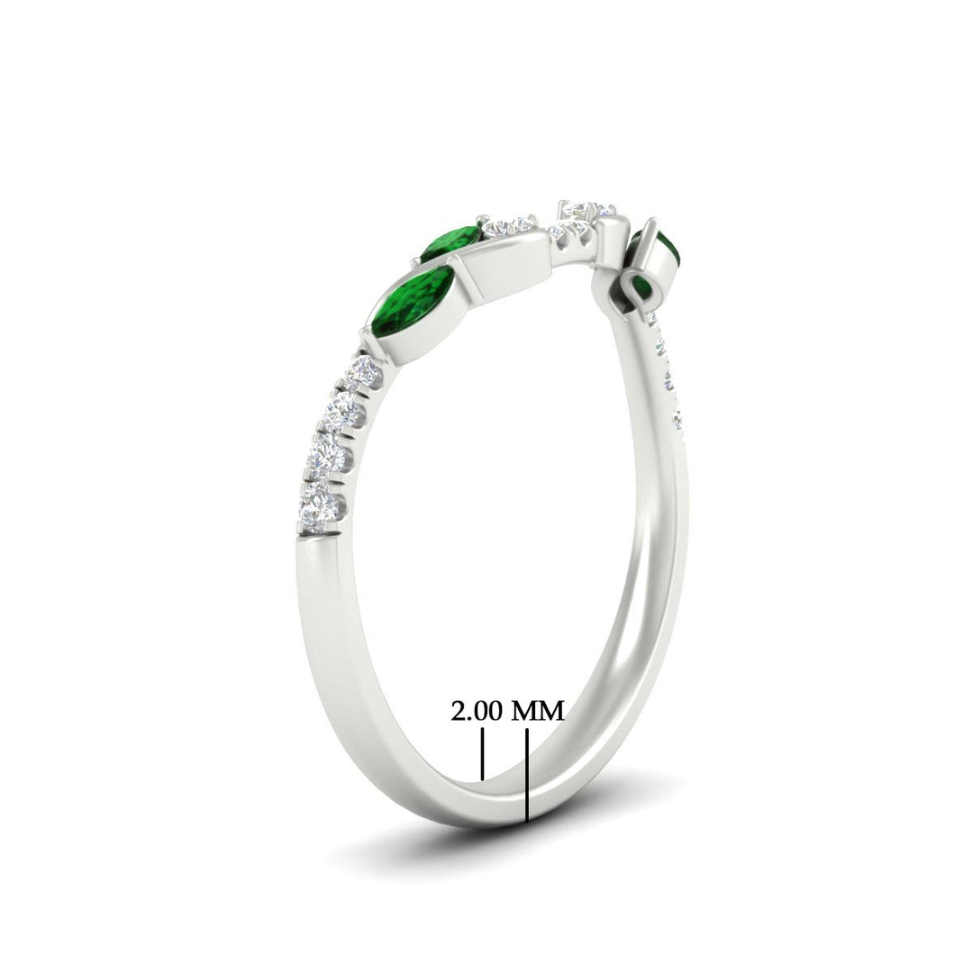 Curved Vine Women Wedding Band