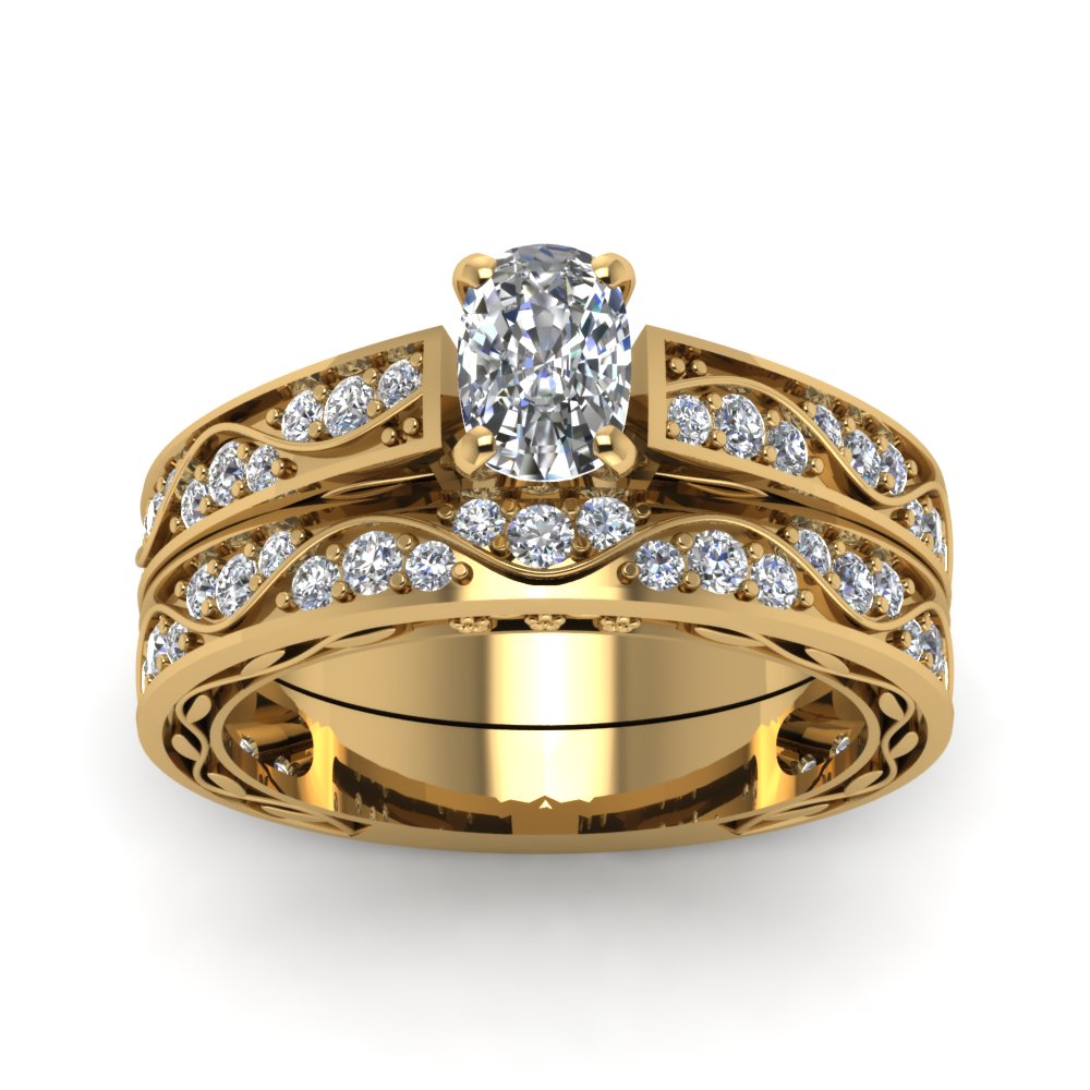 cushion-cut-antique-filigree-wedding-ring-set-in-yellow-gold-FDENS3543CUANGLE5-NL-YG