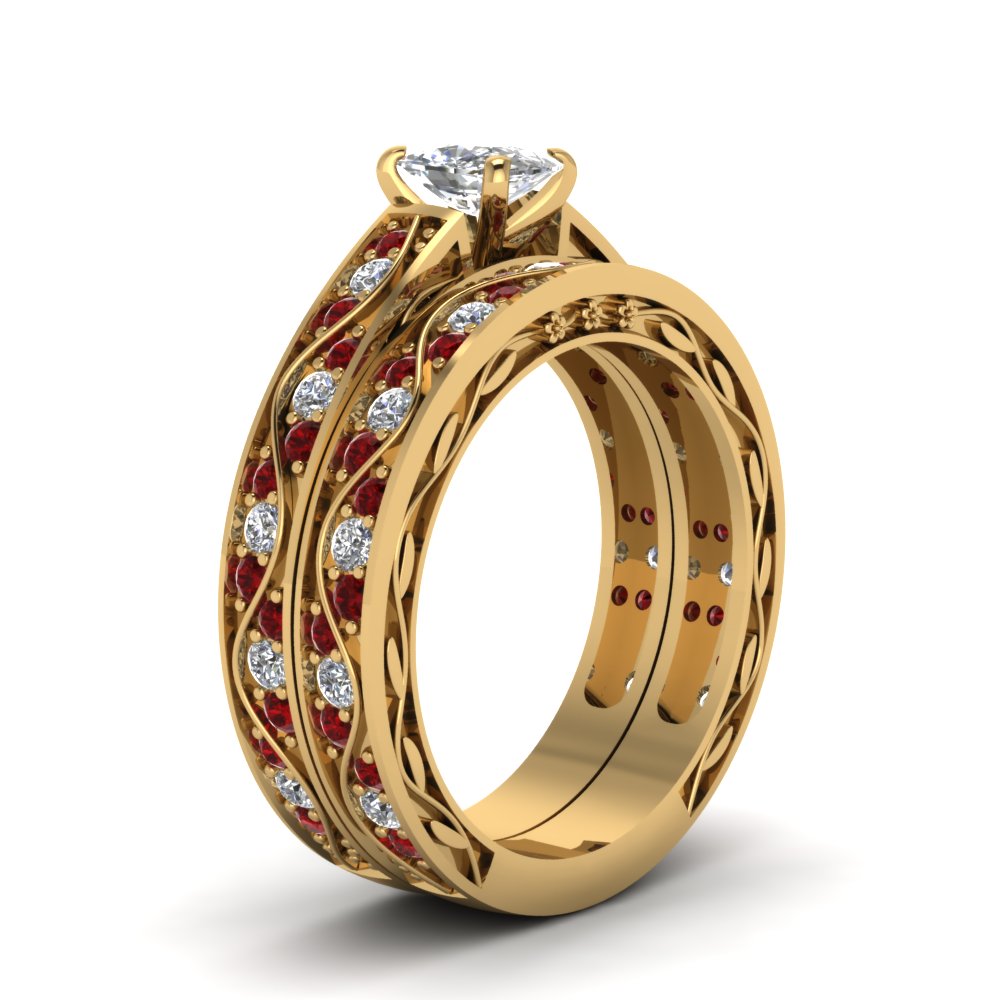 cushion-cut-antique-filigree-wedding-ring-set-with-ruby-in-yellow-gold-FDENS3543CUGRUDRANGLE2-NL-YG