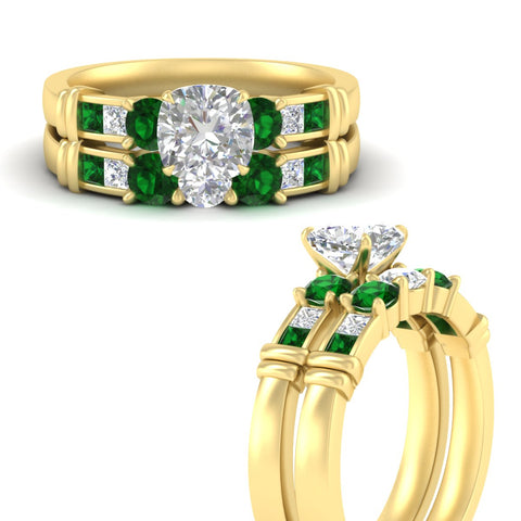 cushion-cut-bridal-ring-set-with-emerald-princess-channel-accents-in-yellow-gold-fdens286cugemgrangle3-nl-yg.jpg