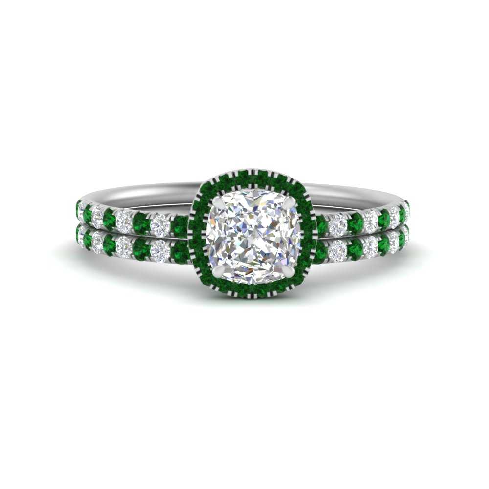 cushion-cut-emerald-halo-wedding-ring-set-in-white-gold-FD8523CUGEMGR-NL-WG
