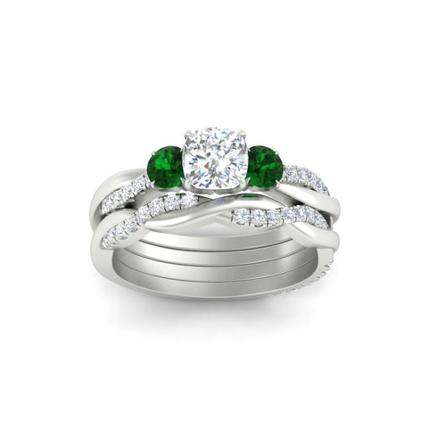 cushion-cut-three-stone-twisted-emerald-wedding-band-in-white-gold-fdens3301cugemgrangle5-nl-wg.jpg