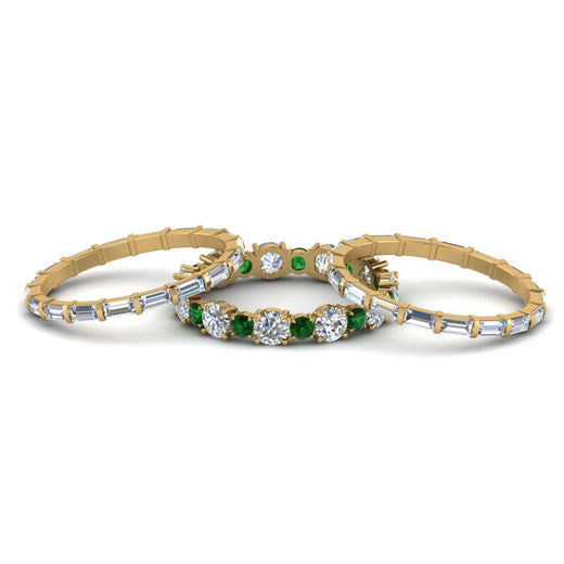 diamond-eternity-stacking-band-with-baguette-and-emerald-in-yellow-gold-FD9119GEMGRANGLE3-NL-YG.jpg