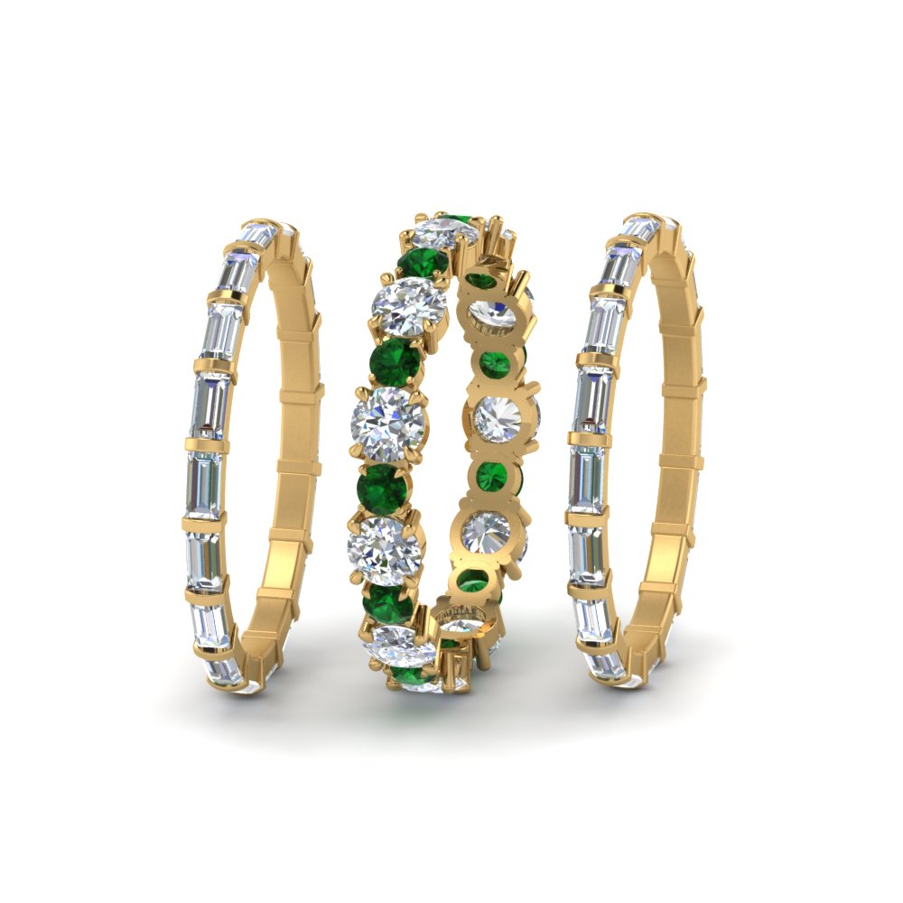 diamond-eternity-stacking-band-with-baguette-and-emerald-in-yellow-gold-FD9119GEMGRANGLE3-NL-YG.jpg