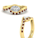 Load image into Gallery viewer, east-west-oval-ruby-wedding-band-ring-set-in-yellow-gold-fdens7806ovgrudrangle3-nl-yg.jpg?v=1759991829

