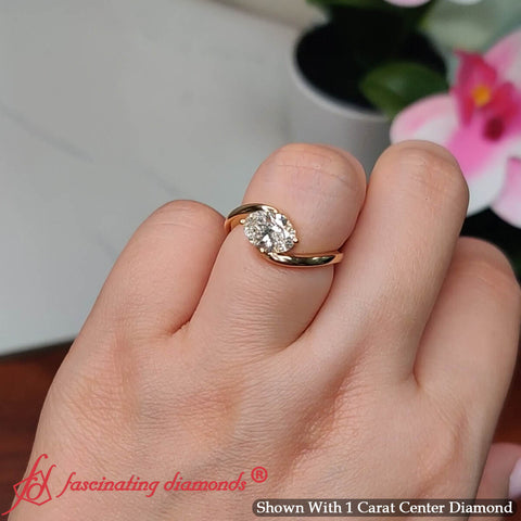 East West Swirl Oval Ring