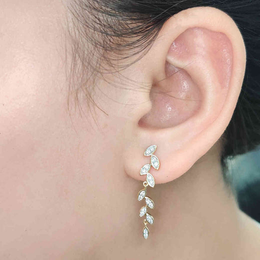 elegant-pave-leaf-earrings-in-yellow-gold-fdear8334-fancy-nl-yg