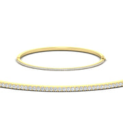 Elegant Round Diamond Bangle Bracelet