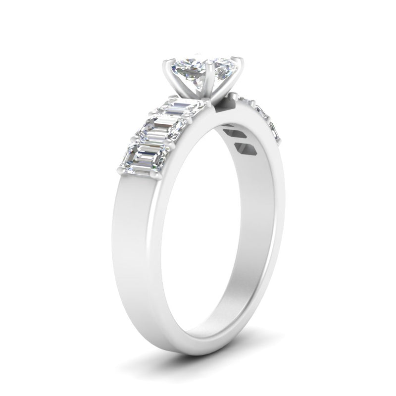 Cushion Cut Luxurious Engagement Ring