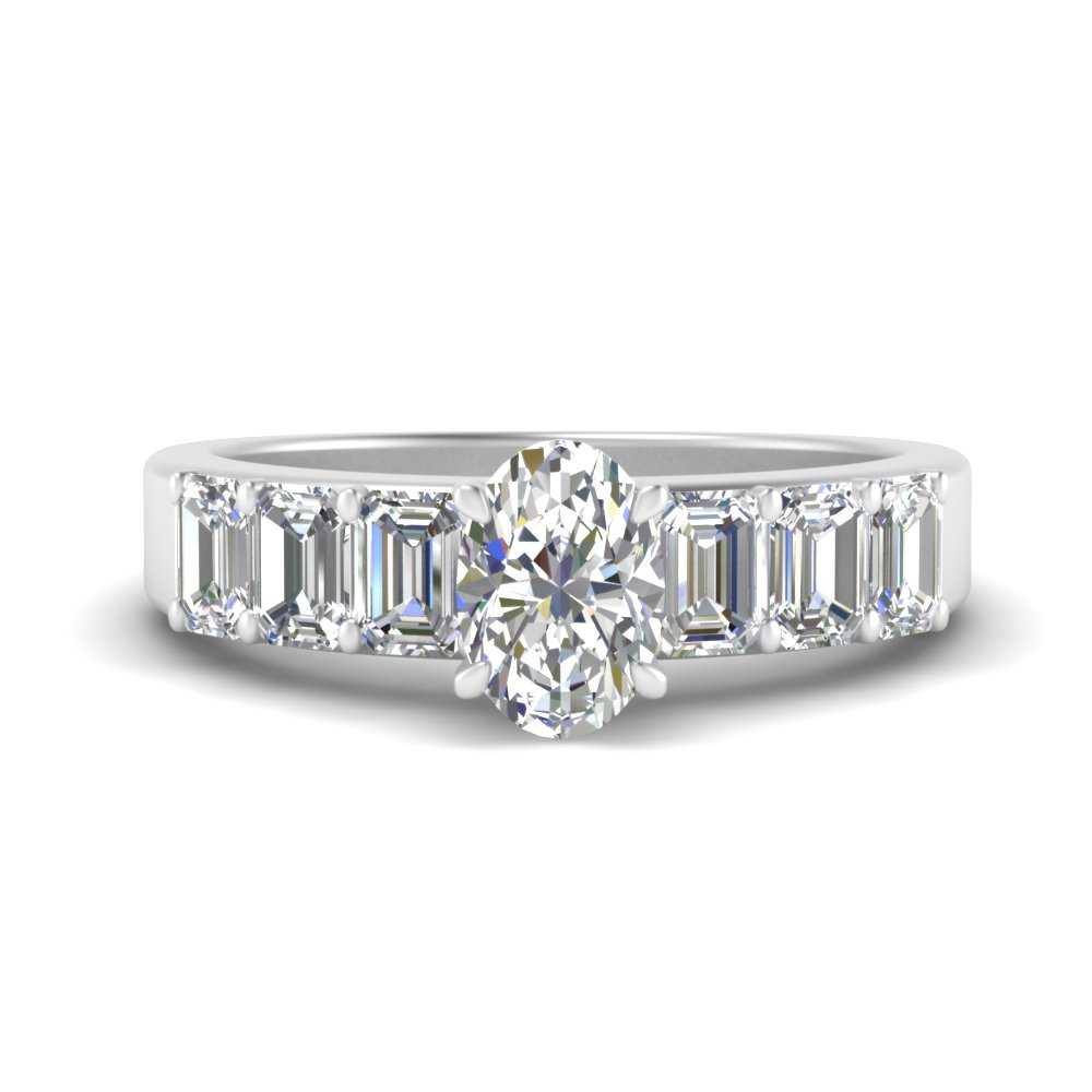 Oval Cut Luxurious Engagement Ring