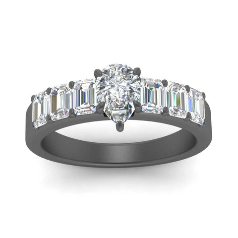 Pear Cut Luxurious Engagement Ring