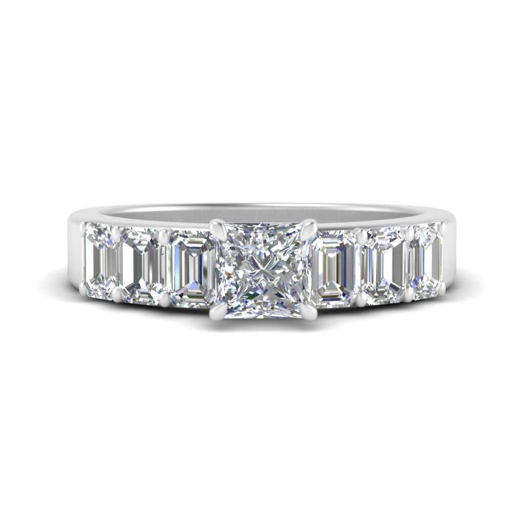 Princess Cut Luxurious Engagement Ring