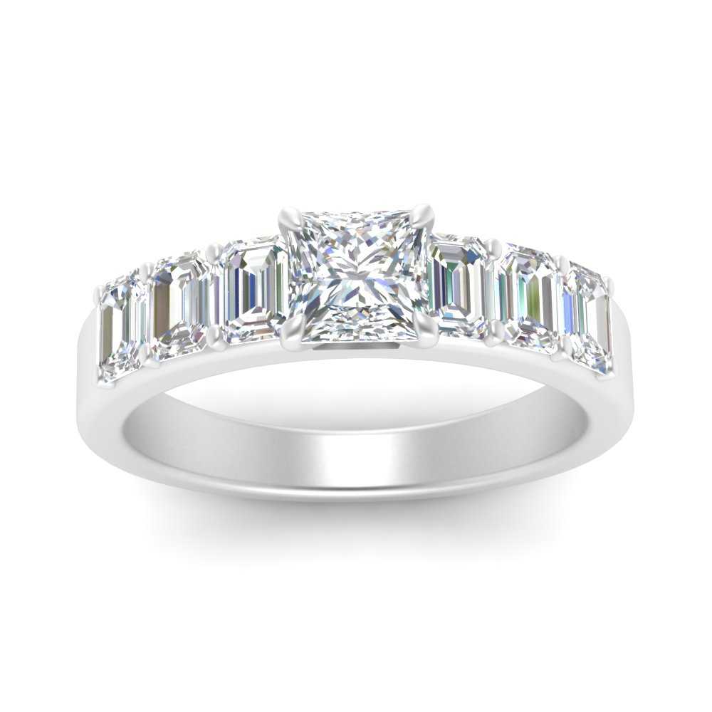 Princess Cut Luxurious Engagement Ring