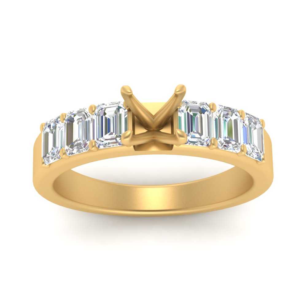 Semi Mount Luxurious Engagement Ring