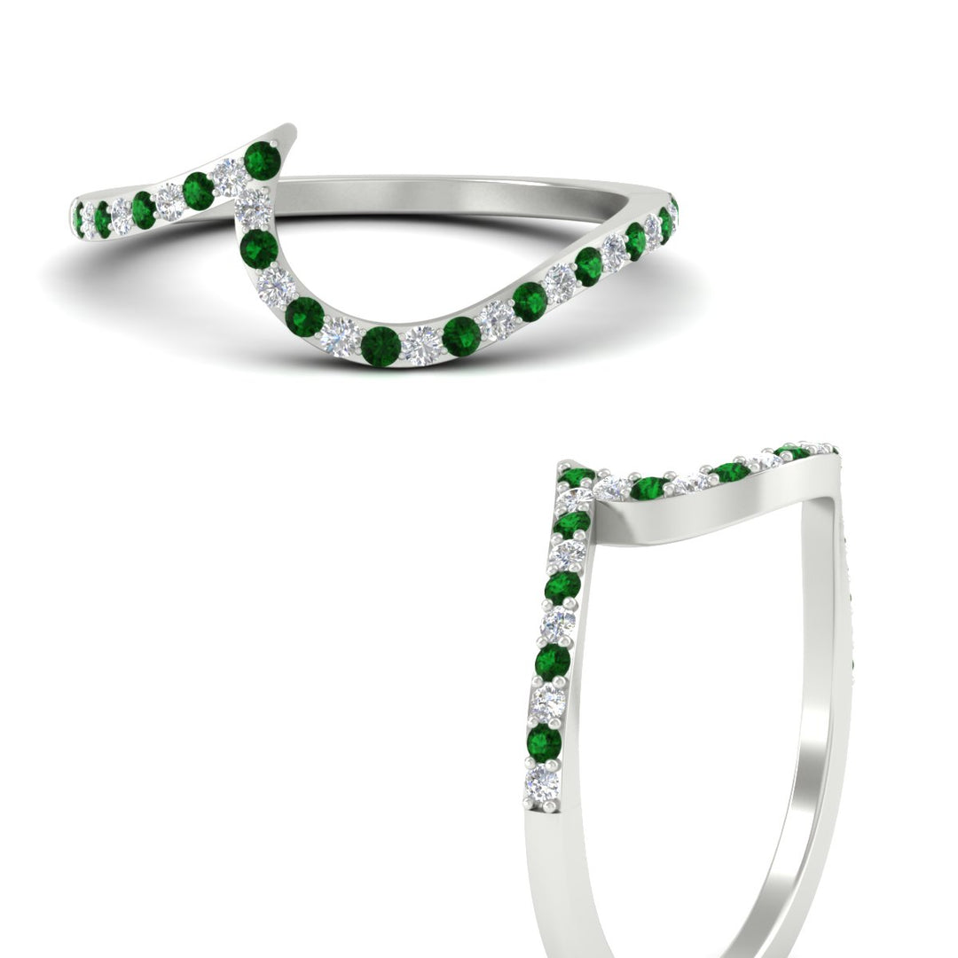 emerald-curved-swirl-wedding-band-in-white-gold-fdens7806robgemgrangle3-nl-wg.jpg?v=1759992439