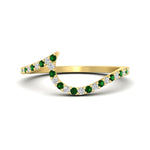Load image into Gallery viewer, emerald-curved-swirl-wedding-band-in-yellow-gold-fdens7806robgemgr-nl-yg.jpg?v=1759992439
