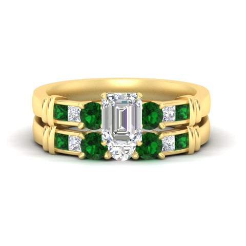 emerald-cut-bridal-ring-set-with-emerald-princess-channel-accents-in-yellow-gold-fdens286emgemgrsleep-nl-yg.jpg