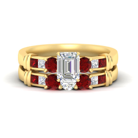 emerald-cut-bridal-ring-set-with-ruby-princess-channel-accents-in-yellow-gold-fdens286emgrudrsleep-nl-yg.jpg