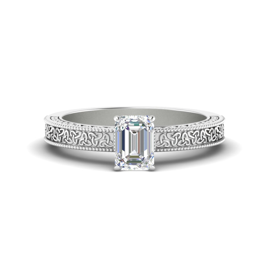 emerald-cut-celtic-engraved-solitaire-ring-in-white-gold-fdenr8544emrsleep-nl-wg