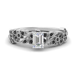Load image into Gallery viewer, Filigree Wide Band Emerald Diamond Ring