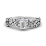 Load image into Gallery viewer, Filigree Wide Band Emerald Diamond Ring