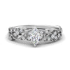Load image into Gallery viewer, Filigree Wide Band Marquise Diamond Ring