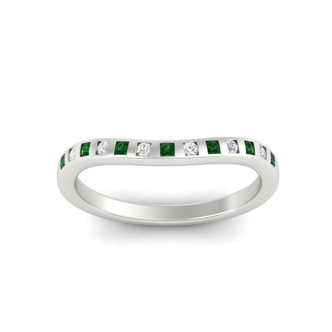 flush-set-emerald-curved-wedding-band-in-white-gold-fdens2255bgemgrangle5-nl-wg-ws4.jpg?v=1776142549