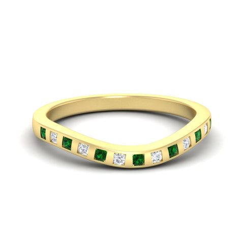 flush-set-emerald-curved-wedding-band-in-yellow-gold-fdens2255bgemgrsleep-nl-yg-ws4.jpg?v=1776142549