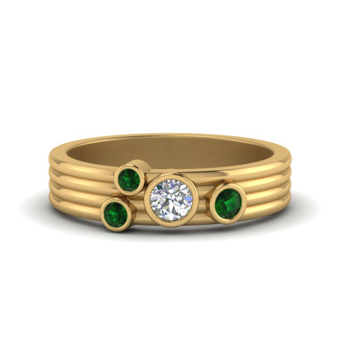 four-stone-diamond-asymmetrical-band-with-emerald-in-yellow-gold-FD9098BGEMGR-NL-YG