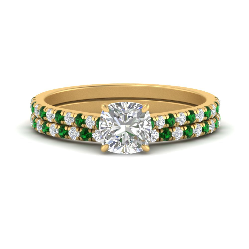 french-pave-cushion-petite-emerald-wedding-ring-set-in-FD9918CUGEMGRANGLE3-NL-YG-B1