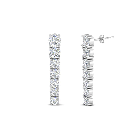 graduated-round-diamond-earring-in-white-gold-FDEAR10420-NL-WG
