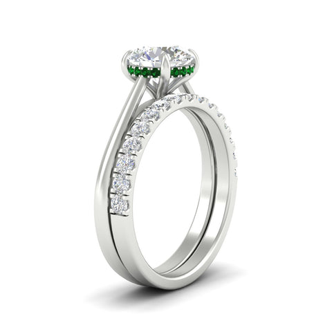 hidden-halo-round-cut-emerald-ring-with-pave-band-in-white-gold-fdens11750rogemgrangle2-nl-wg-ws2.jpg