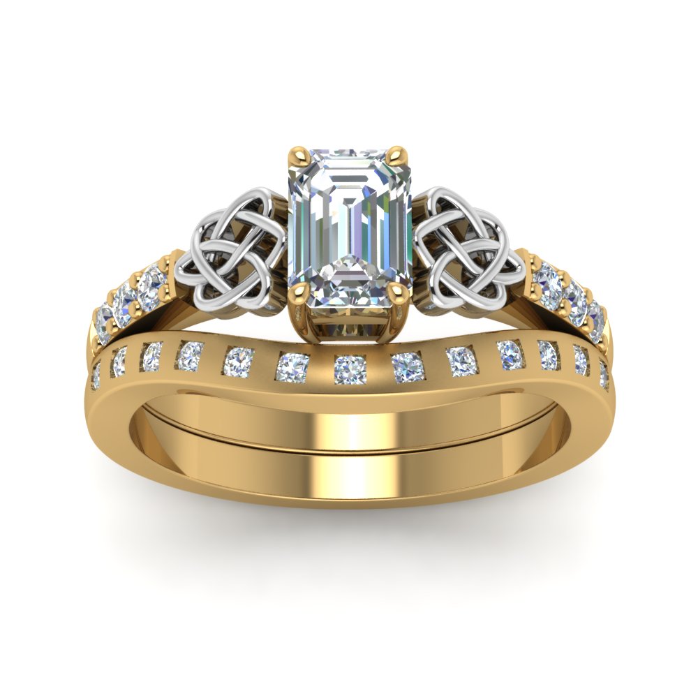 irish-emerald-cut-diamond-bridal-ring-set-in-yellow-gold-FDENS2255B4EMANGLE5-NL-YG?v=1757052183