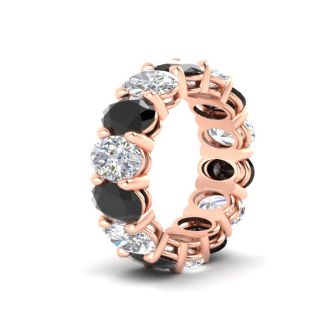 luxury-10-ct-oval-diamond-eternity-wedding-ring-with-black-diamond-in-rose-gold-fdewb8324ovgblackangle2-7.00x5.00mm-nl-rg