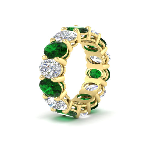 luxury-10-ct-oval-diamond-eternity-wedding-ring-with-emerald-in-yellow-gold-fdewb8324ovgemgrangle2-7.00x5.00mm-nl-yg