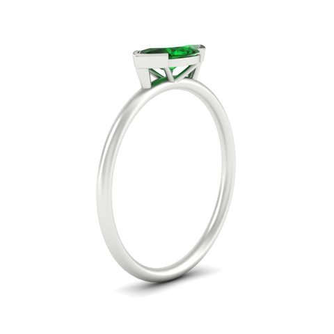marquise-cut-east-west-emerald-ring-in-white-gold-fdenr11664mqgemgrangle2-nl-wg.jpg
