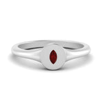 Load image into Gallery viewer, Marquise Disc Signet Ring
