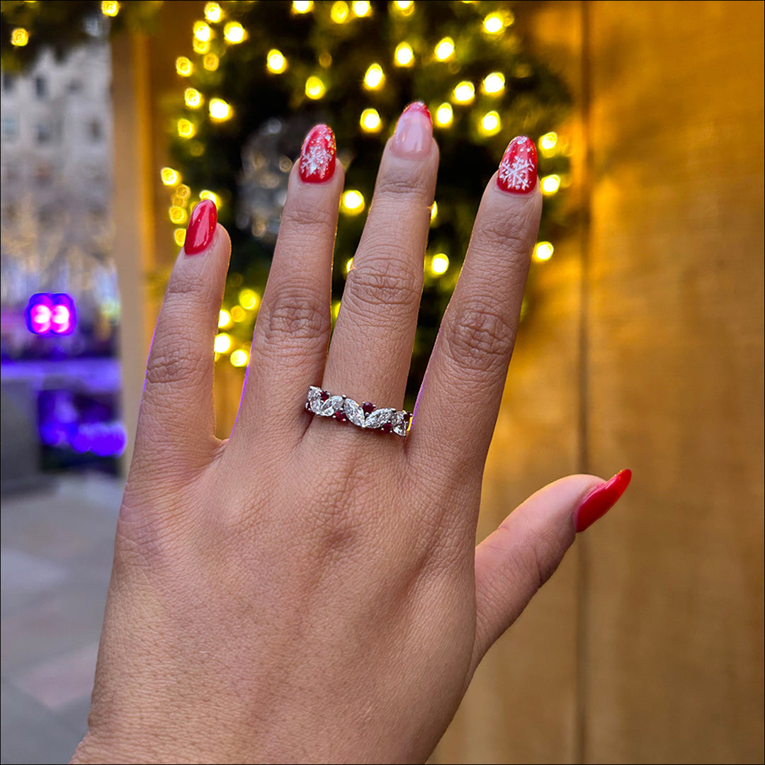 marquise_diamond_wedding_ring_with_ruby_in_18k_white_gold-FDWB2308_-1200